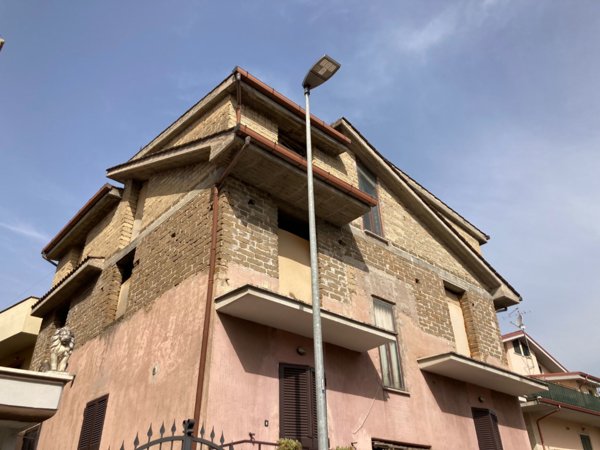 appartamento in vendita a Guidonia Montecelio in zona Villanova
