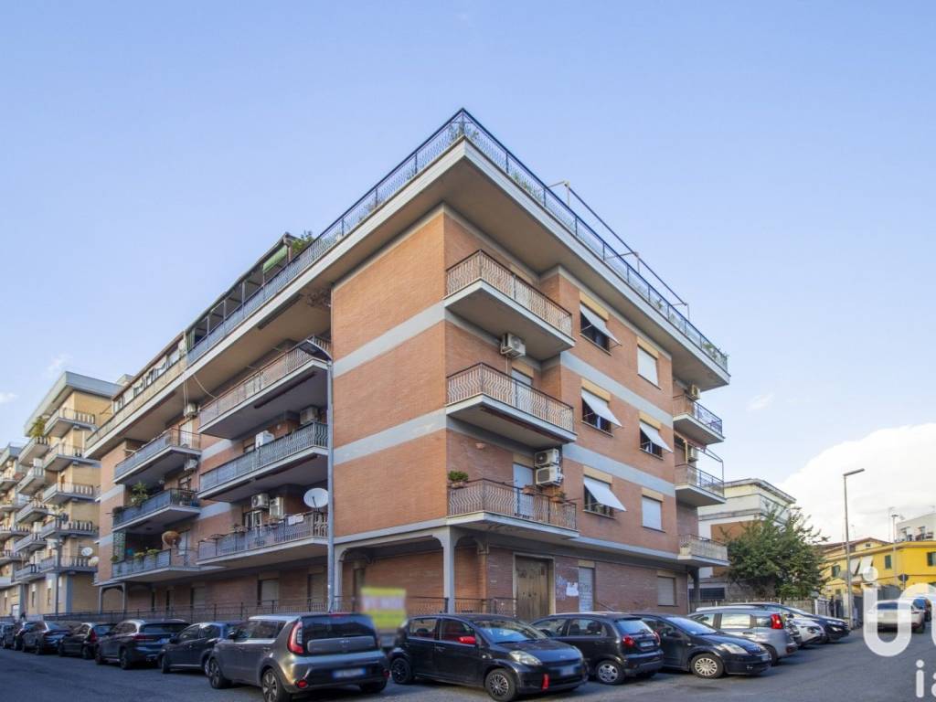 appartamento in vendita a Guidonia Montecelio in zona Villanova