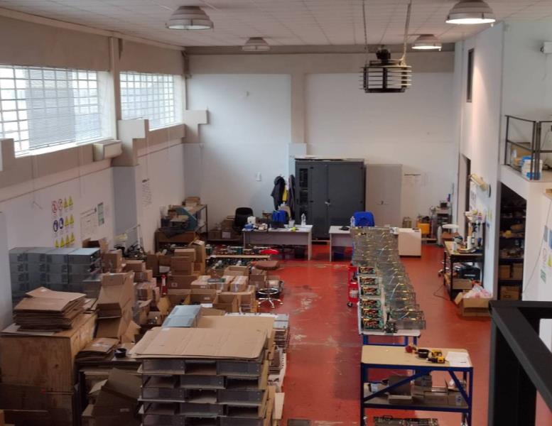 locale commerciale in vendita a Guidonia Montecelio