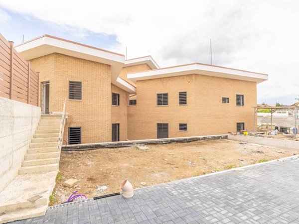 casa indipendente in vendita a Guidonia Montecelio