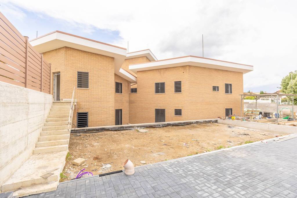 casa indipendente in vendita a Guidonia Montecelio