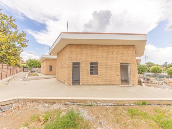 casa indipendente in vendita a Guidonia Montecelio