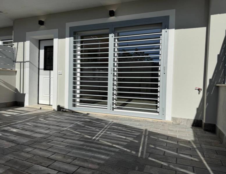 casa indipendente in vendita a Guidonia Montecelio in zona Pichini