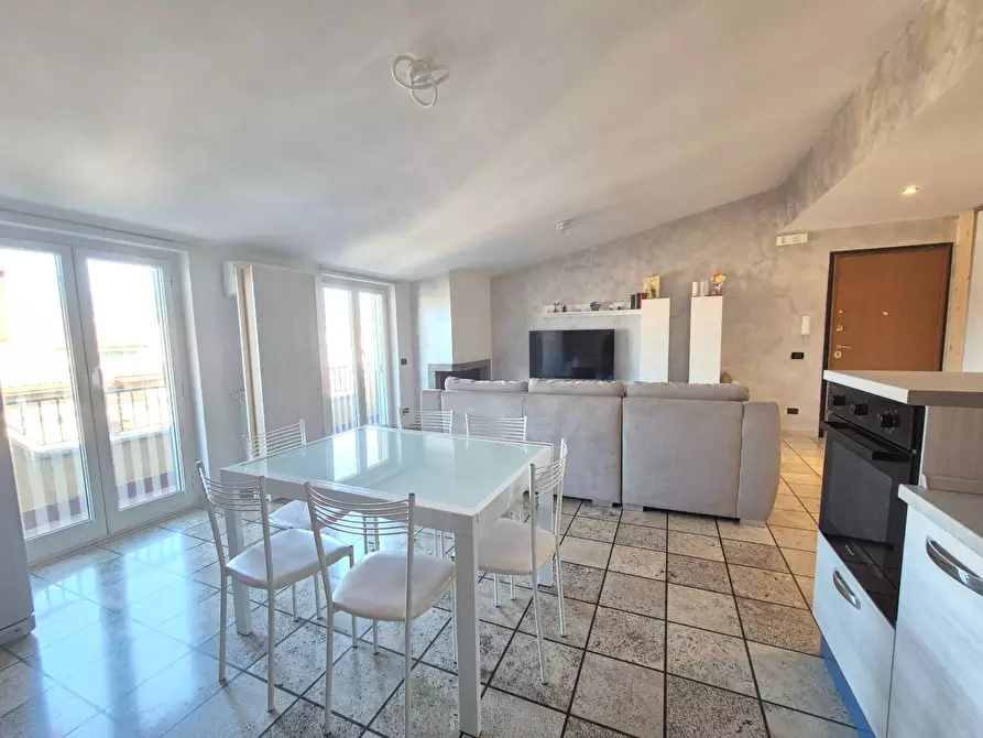 appartamento in vendita a Guidonia Montecelio in zona Villanova