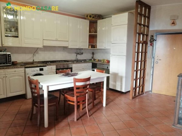 casa indipendente in vendita a Guidonia Montecelio in zona Montecelio