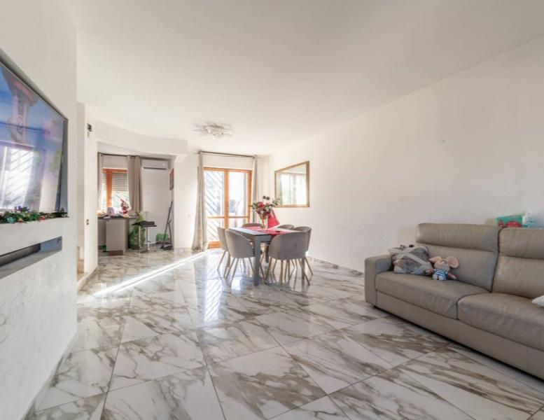 casa indipendente in vendita a Guidonia Montecelio