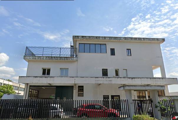 capannone in vendita a Guidonia Montecelio
