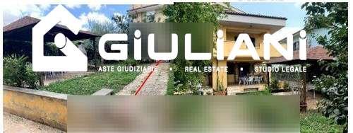 casa indipendente in vendita a Guidonia Montecelio in zona Colle Fiorito