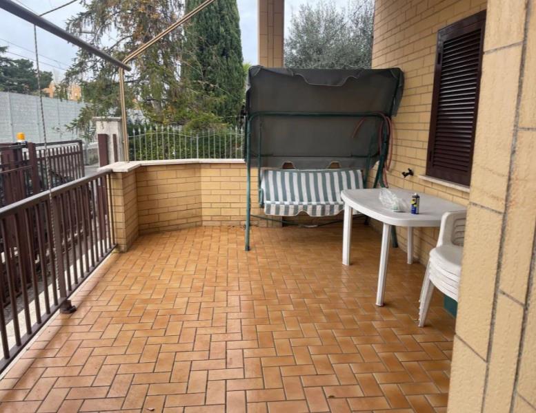 appartamento in vendita a Guidonia Montecelio in zona Villalba