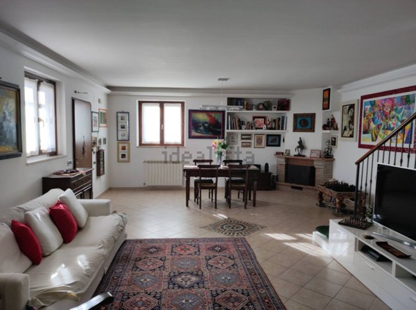 pentavano in vendita a Guidonia Montecelio