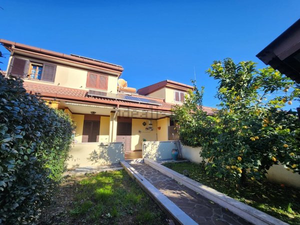 casa indipendente in vendita a Guidonia Montecelio
