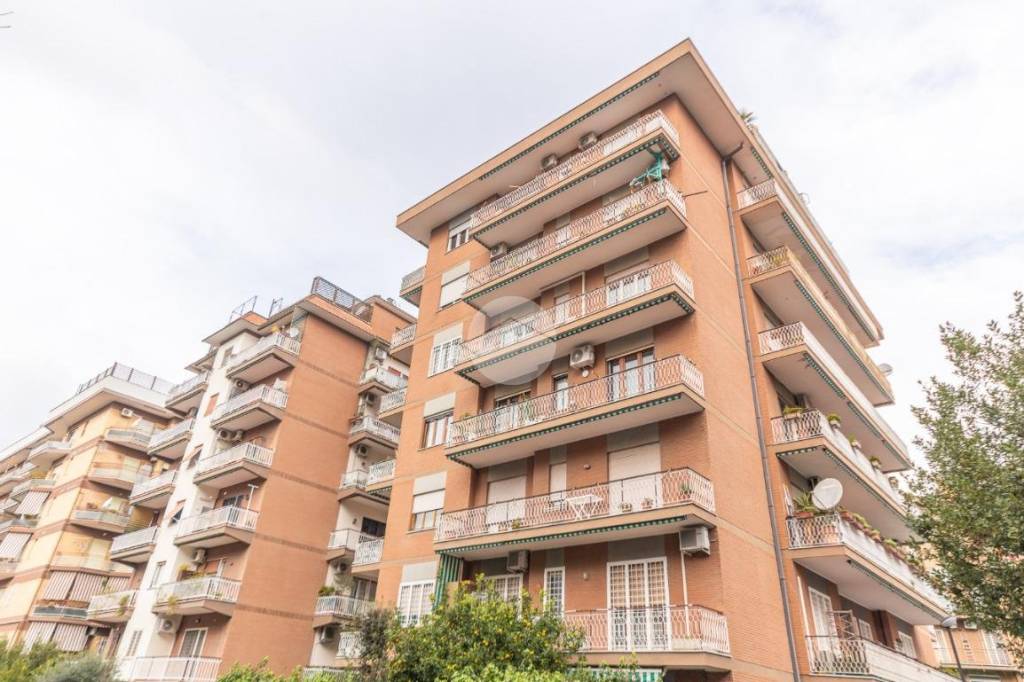 appartamento in vendita a Guidonia Montecelio in zona Colleverde