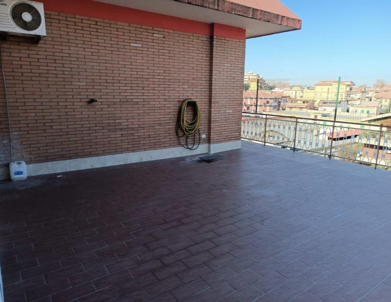appartamento in vendita a Guidonia Montecelio in zona Guidonia