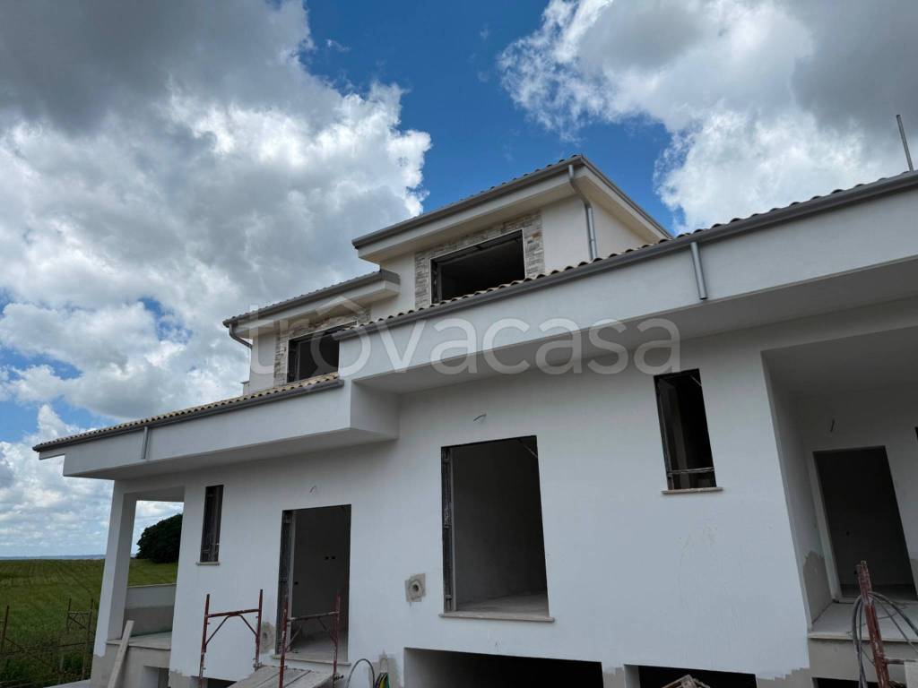 casa indipendente in vendita a Guidonia Montecelio in zona Marco Simone