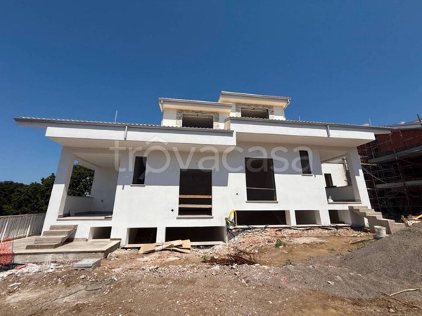 casa indipendente in vendita a Guidonia Montecelio in zona Marco Simone