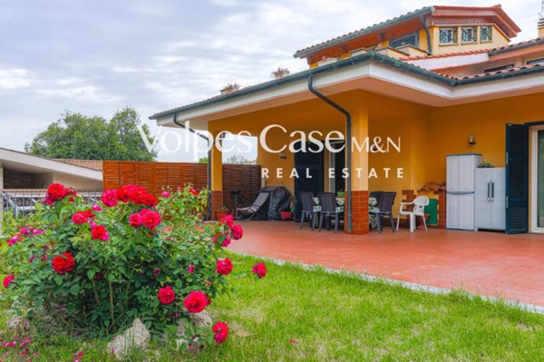 casa indipendente in vendita a Guidonia Montecelio in zona Montecelio
