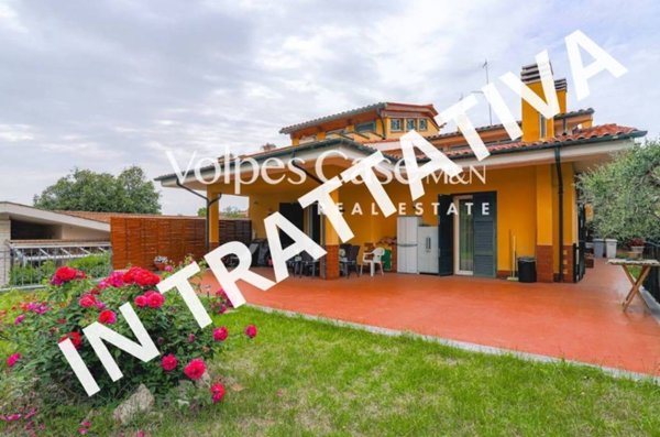 casa indipendente in vendita a Guidonia Montecelio in zona Montecelio