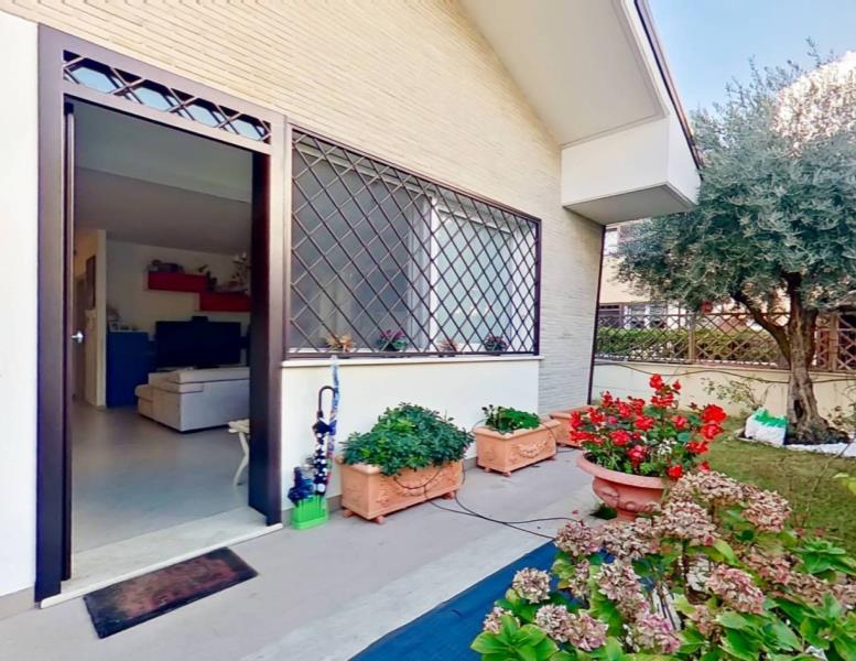 casa indipendente in vendita a Guidonia Montecelio