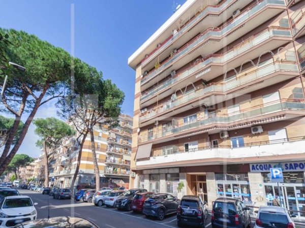appartamento in vendita a Guidonia Montecelio in zona Guidonia