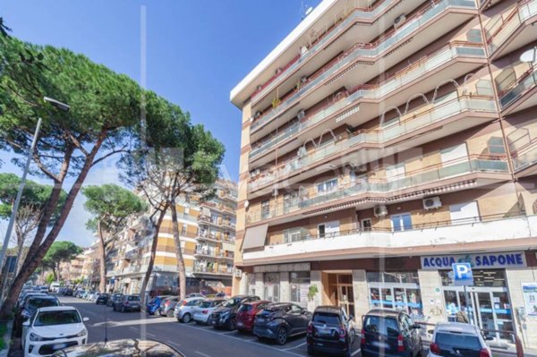 appartamento in vendita a Guidonia Montecelio in zona Guidonia