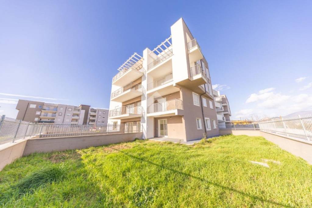 appartamento in vendita a Guidonia Montecelio in zona Montecelio