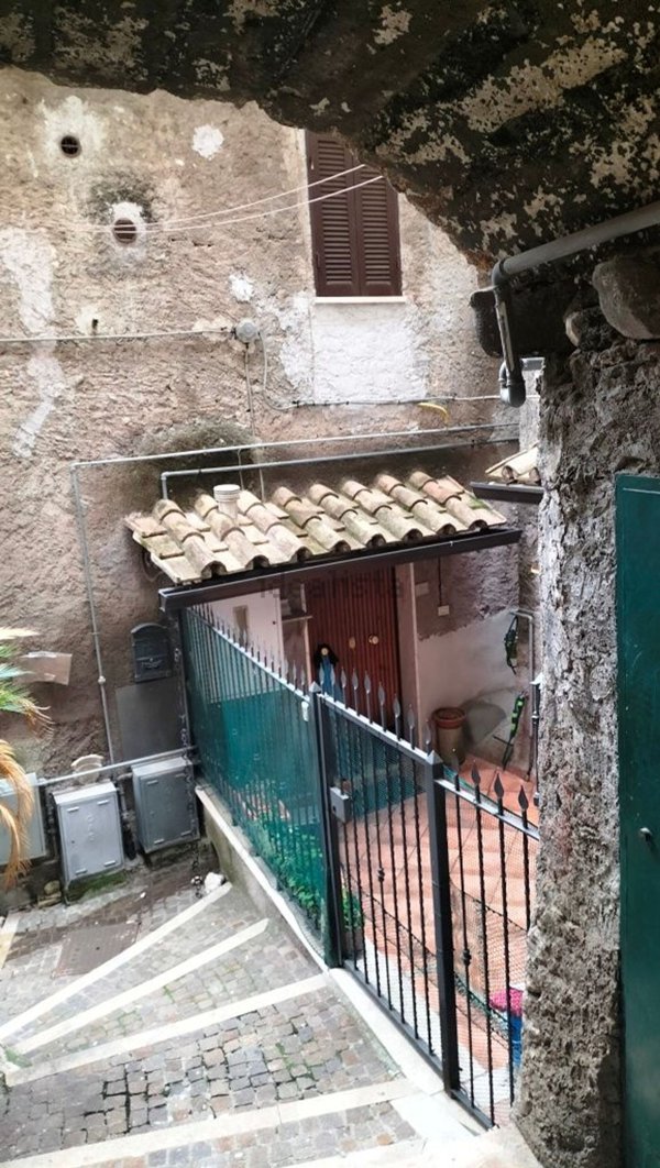 appartamento in vendita a Guidonia Montecelio in zona Montecelio
