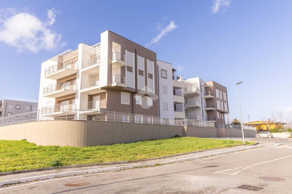 appartamento in vendita a Guidonia Montecelio in zona Montecelio