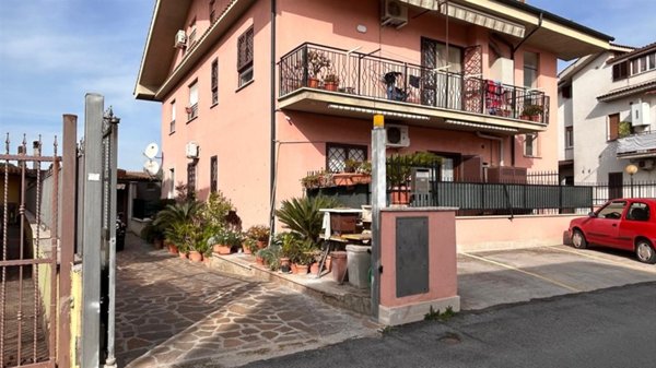 appartamento in vendita a Guidonia Montecelio in zona Villanova