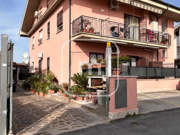 appartamento in vendita a Guidonia Montecelio in zona Villanova