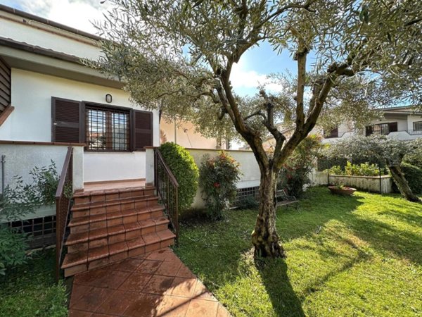 casa indipendente in vendita a Guidonia Montecelio