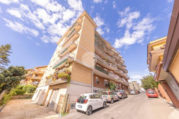 appartamento in vendita a Guidonia Montecelio in zona Guidonia