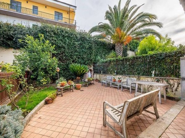 casa indipendente in vendita a Guidonia Montecelio in zona Marco Simone