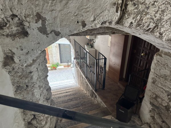 appartamento in vendita a Guidonia Montecelio in zona Montecelio