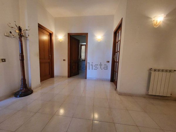 appartamento in vendita a Guidonia Montecelio in zona Guidonia