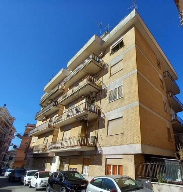 appartamento in vendita a Guidonia Montecelio in zona Villanova
