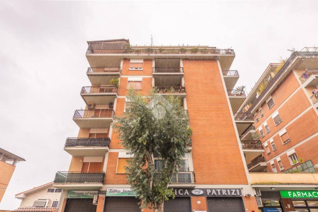 appartamento in vendita a Guidonia Montecelio in zona Setteville