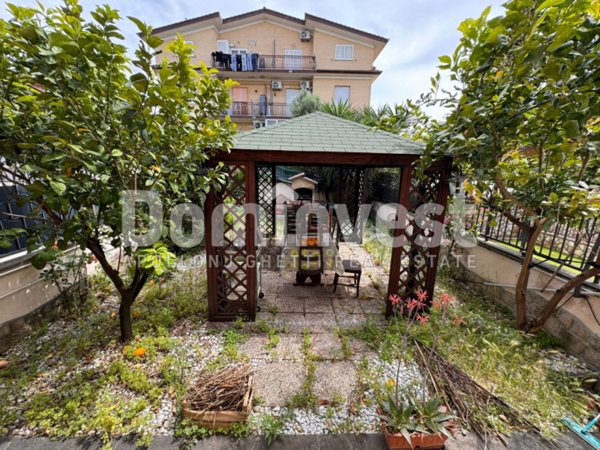 casa indipendente in vendita a Guidonia Montecelio in zona Marco Simone