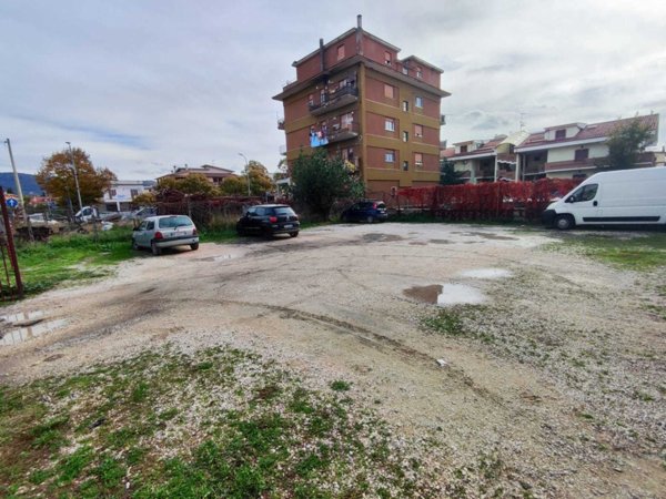 appartamento in vendita a Guidonia Montecelio in zona Guidonia