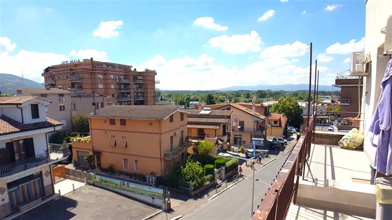 appartamento in vendita a Guidonia Montecelio in zona Villanova