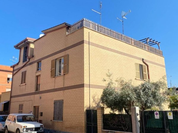 appartamento in vendita a Guidonia Montecelio in zona Villalba