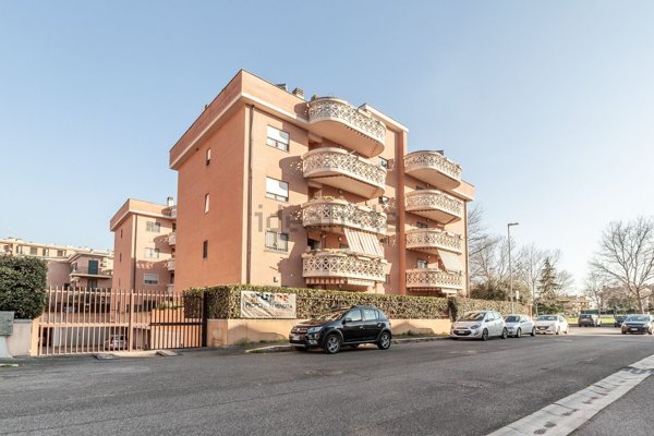 appartamento in vendita a Guidonia Montecelio