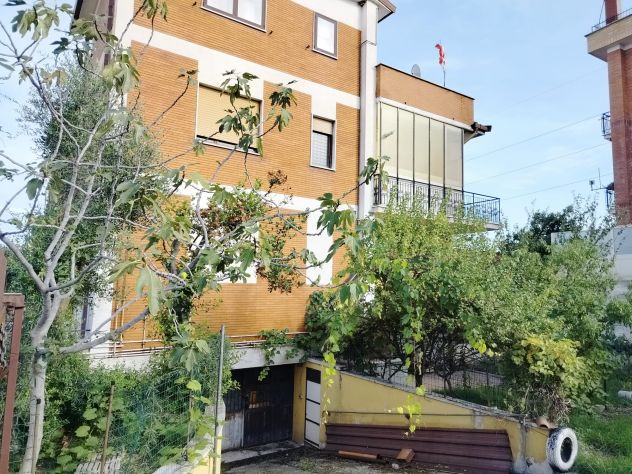 appartamento in vendita a Guidonia Montecelio in zona Guidonia