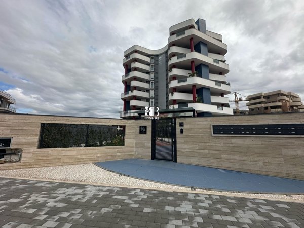 appartamento in vendita a Guidonia Montecelio in zona Guidonia