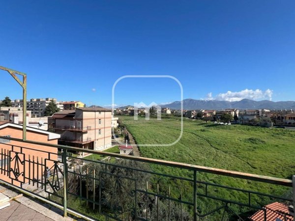 appartamento in vendita a Guidonia Montecelio in zona Guidonia