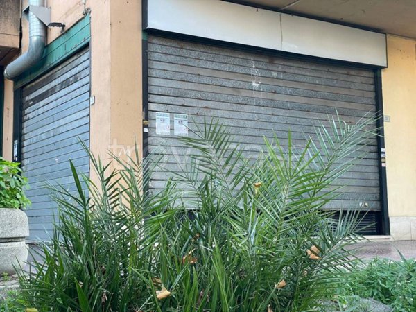 negozio in vendita a Guidonia Montecelio