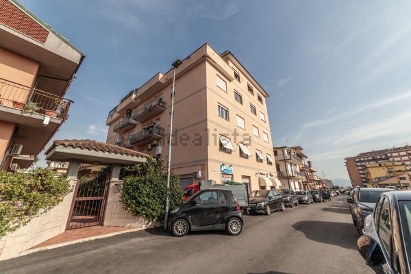appartamento in vendita a Guidonia Montecelio