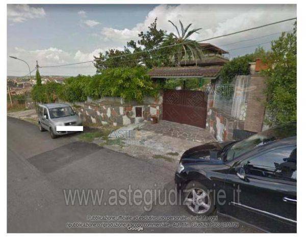 casa indipendente in vendita a Guidonia Montecelio in zona Montecelio