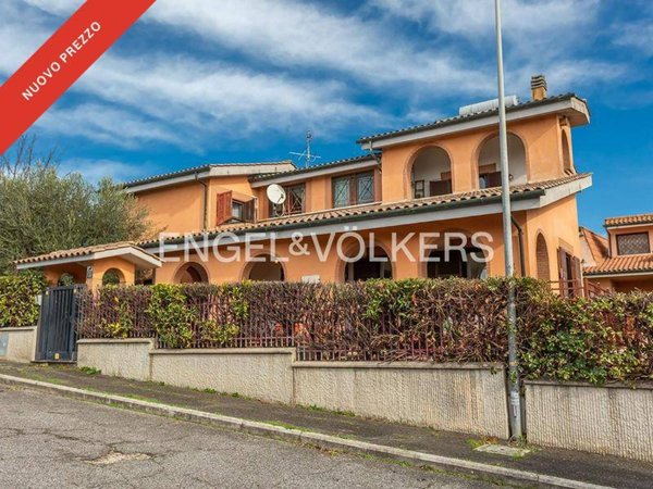 casa indipendente in vendita a Guidonia Montecelio