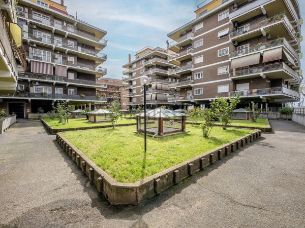 appartamento in vendita a Guidonia Montecelio in zona Colleverde