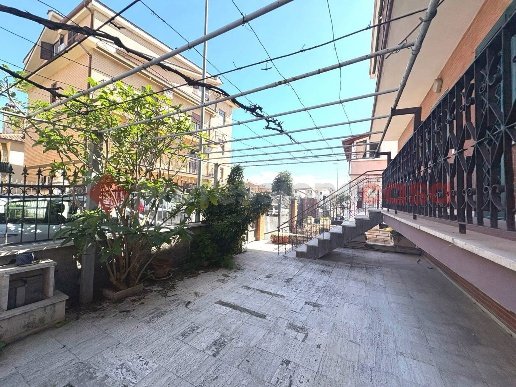 appartamento in vendita a Guidonia Montecelio in zona Villanova